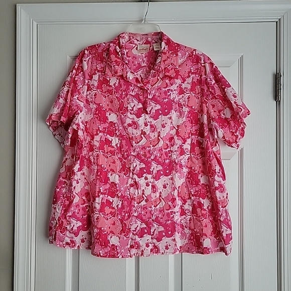 Chic Comfort Collection Women's Blouse - Picture 1 of 10